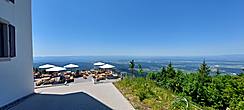 Biergarten auf dem Hochblauen (Foto: Hella Brückel)