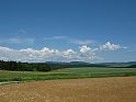 hügelige Landschaft, Berge, Wolken